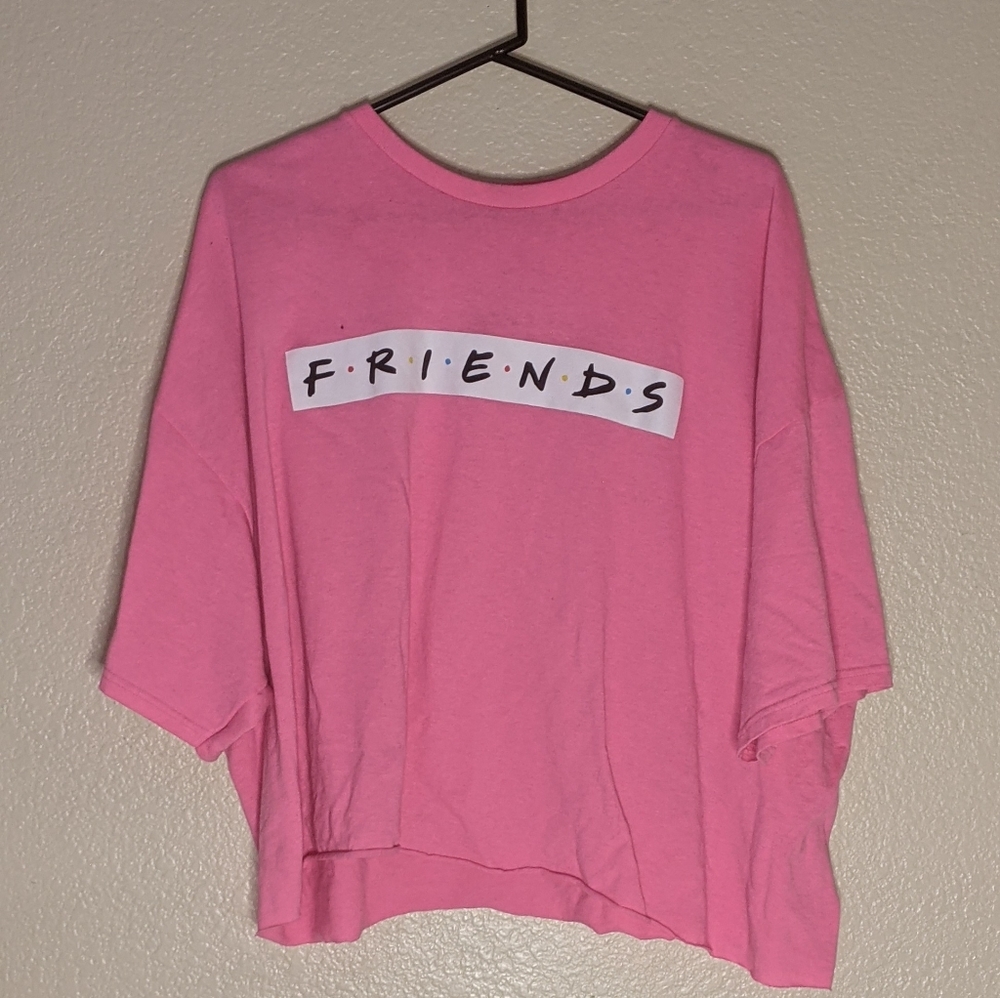 Pink short sleeve cropped top w/ friends logo